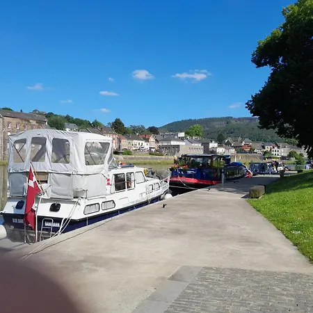 Les Campanules Homestay szállás Monthermé