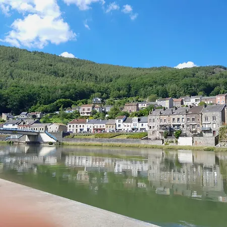 Les Campanules Homestay szállás *