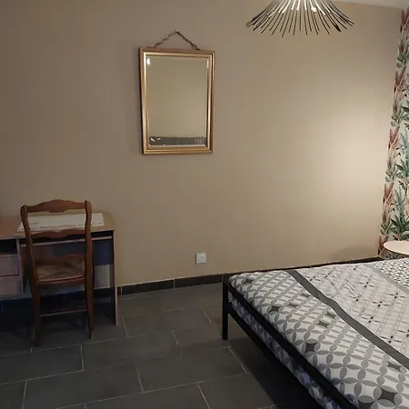 Homestay Les Campanules Montherme